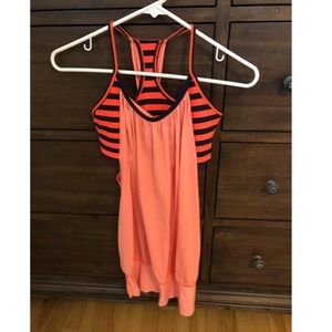 Size 8 lululemon top great condition!!